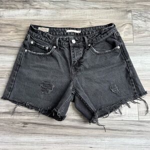 Levi’s Low Loose Black Distressed Women’s Denim Shorts